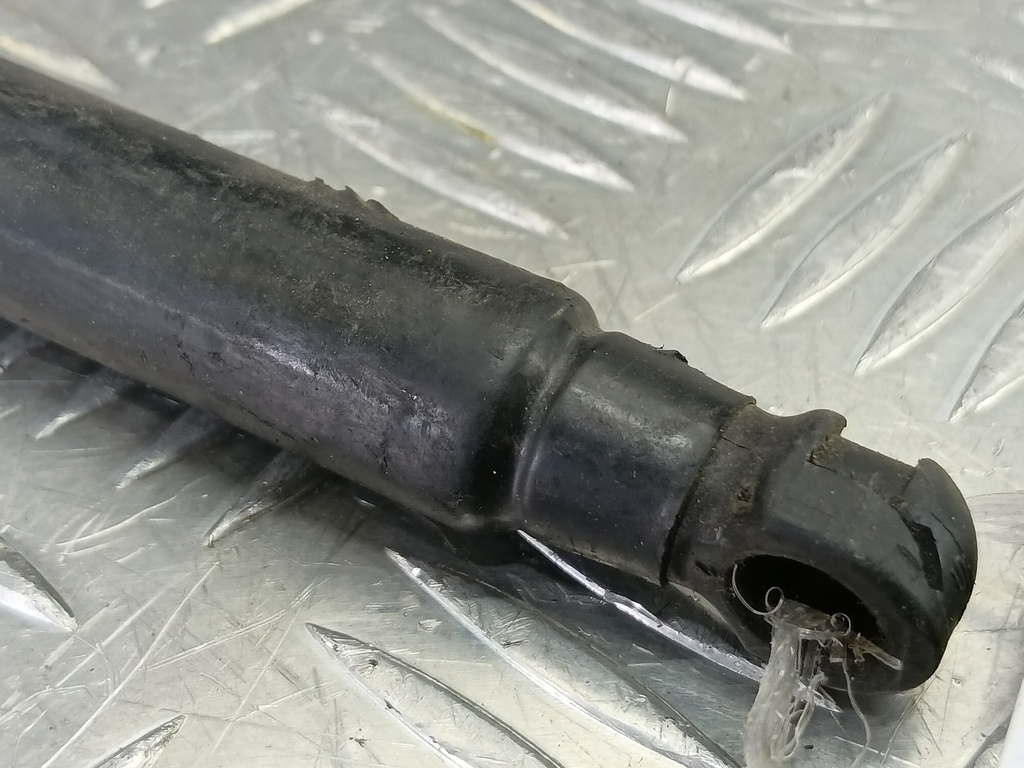 амортизатор капота Hyundai SANTA FE  8116126001, 750 рублей, Москва