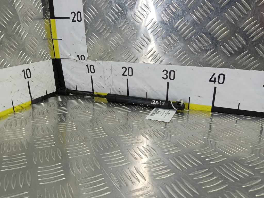 амортизатор капота LAND ROVER FREELANDER  LR001773, 750 рублей, Москва