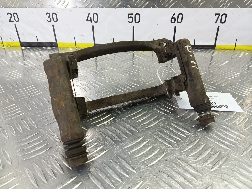 скоба суппорта HONDA Civic  45014SMGE01, 1210 рублей, Москва