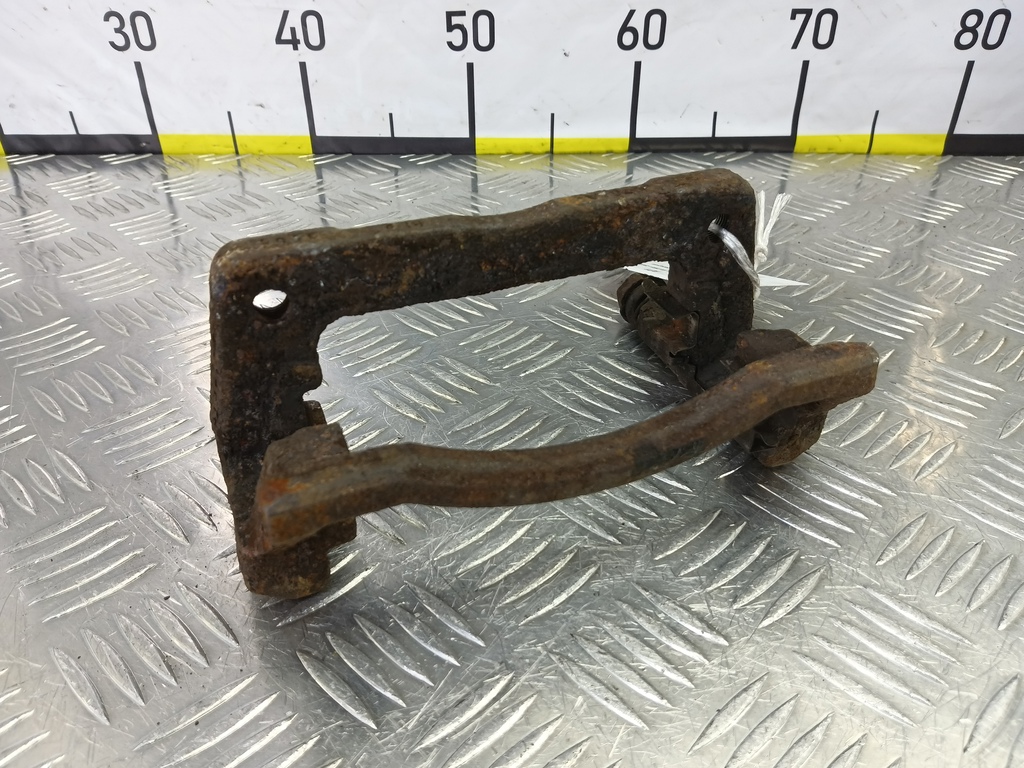 скоба суппорта HONDA Civic 1.8 MT (140 л.с.)Civic  VIII (2005—2009) Хетчбэк 45014SMGE01, 1210 рублей, Москва