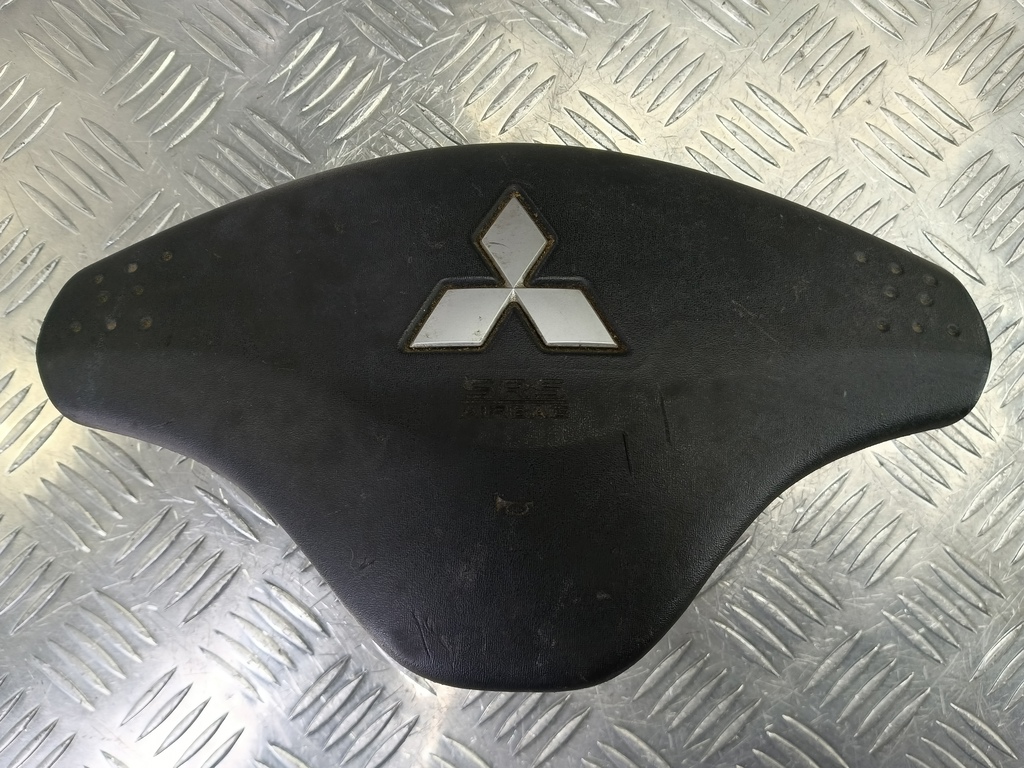 подушка безопасности водителя MITSUBISHI L200   7030A851XA, 3050 рублей, Москва