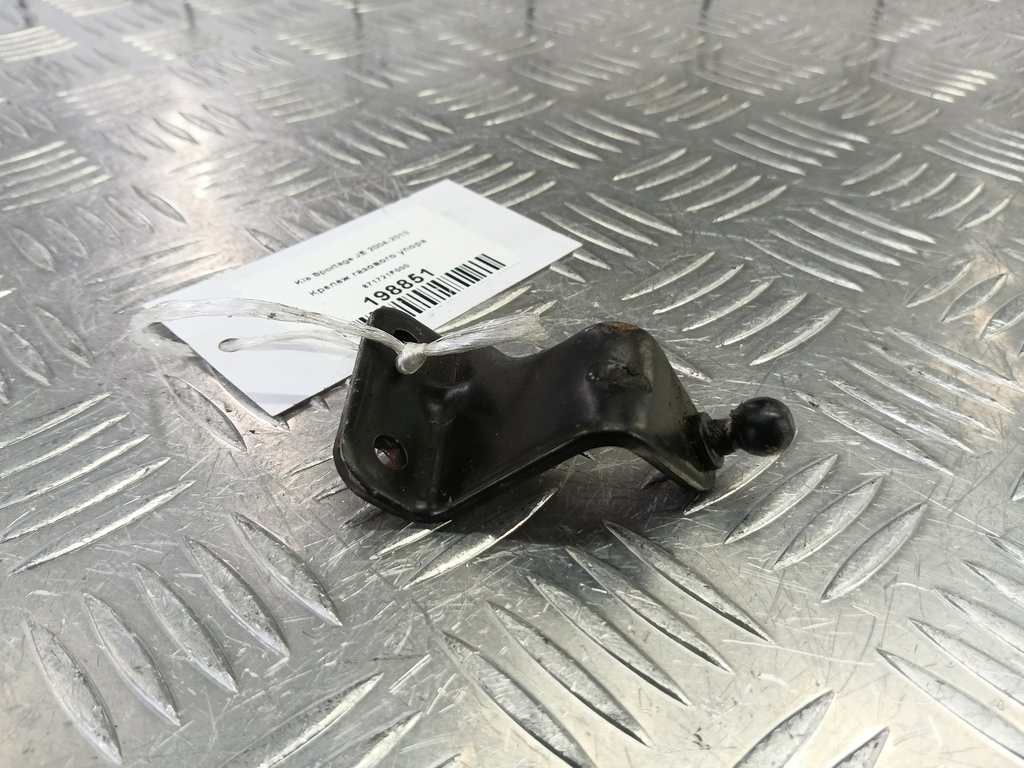 крепеж газового упора Kia SPORTAGE  871721F000, 520 рублей, Москва