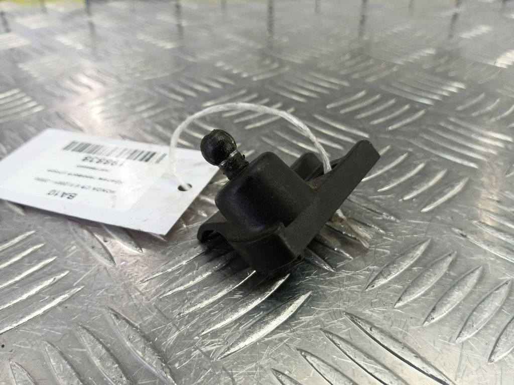 крепеж газового упора HONDA CR-V 2.0 AT (150 л.с.)CR-V  II (2001—2004) Внедорожник 74873S9A003, 520 рублей, Москва