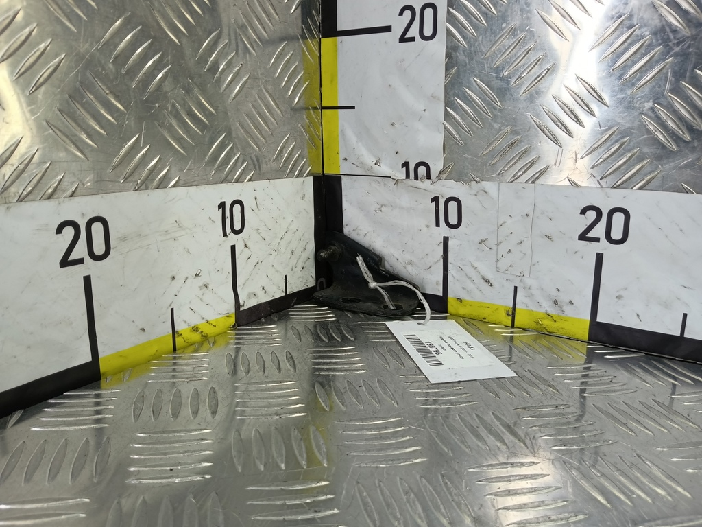 крепеж газового упора FORD Focus  2186901, 520 рублей, Москва