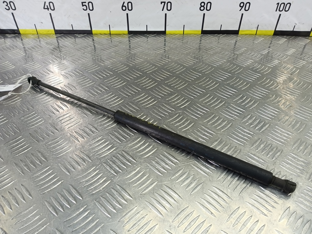 амортизатор крышки багажника LAND ROVER DISCOVERY  BHE780012, 750 рублей, Москва