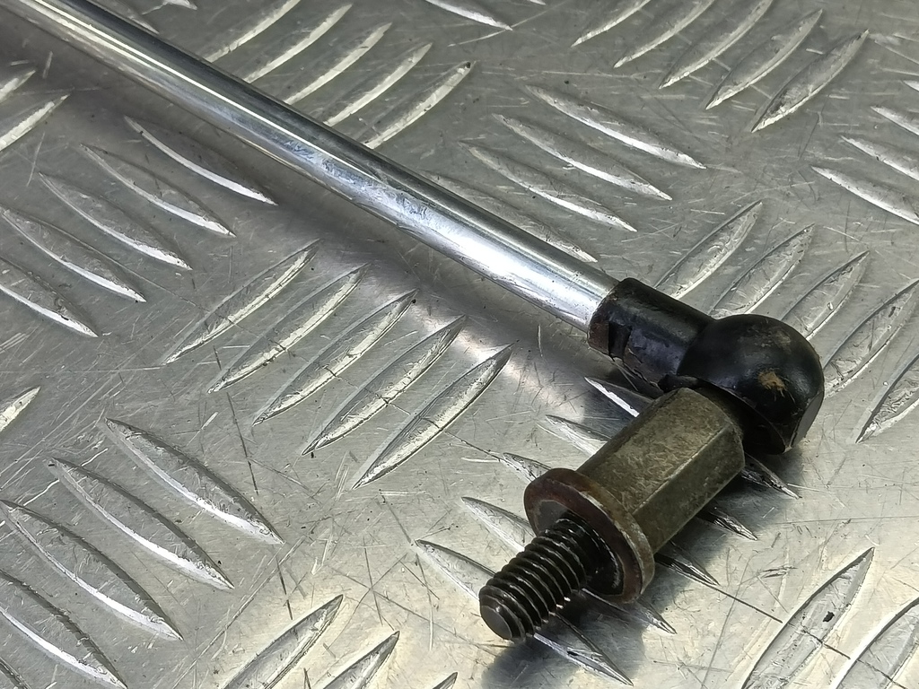 амортизатор крышки багажника MITSUBISHI LANCER  5802A024, 860 рублей, Москва