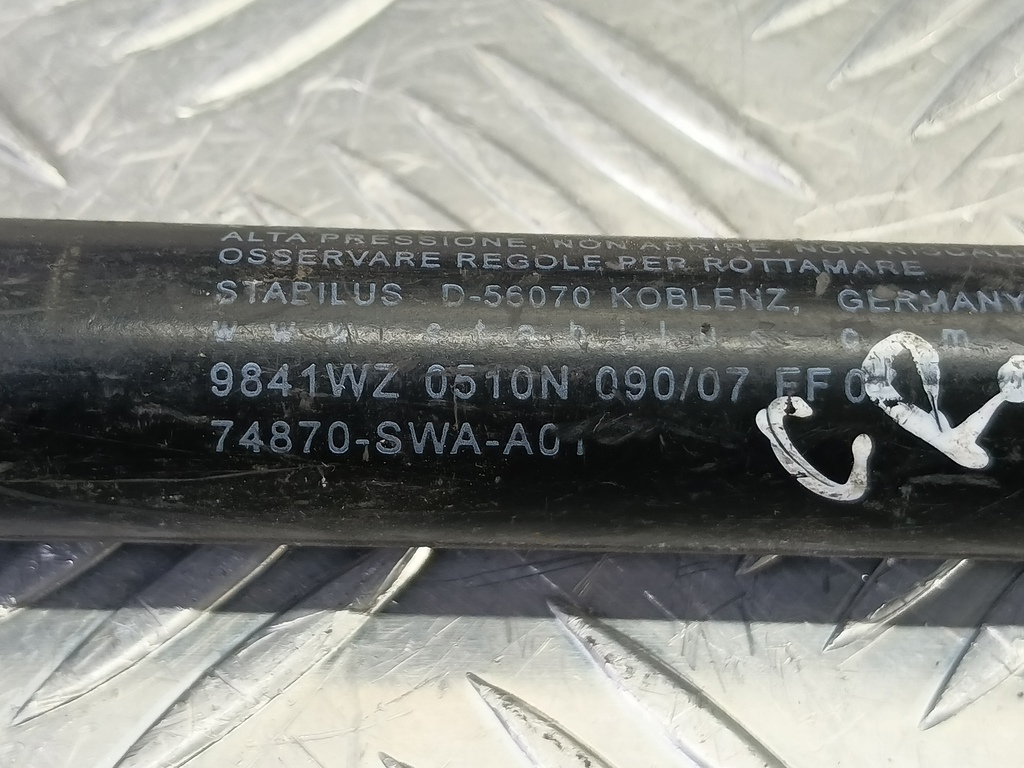 амортизатор крышки багажника HONDA CR-V 2.0 AT (150 л.с.)CR-V  III (2006—2009) Внедорожник 74870SWAA01, 520 рублей, Москва