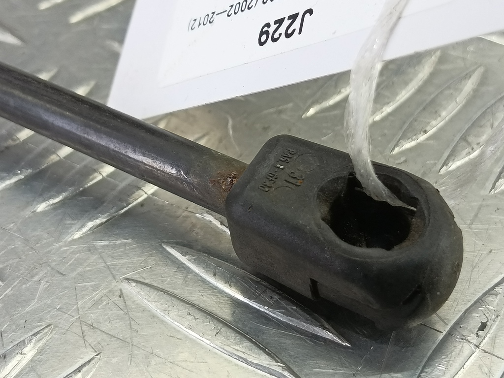 амортизатор крышки багажника MITSUBISHI COLT  MR959247, 520 рублей, Москва