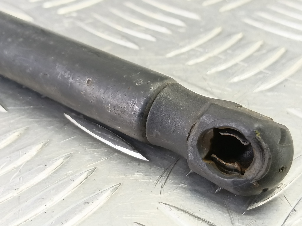 амортизатор крышки багажника MITSUBISHI COLT  MR959247, 520 рублей, Москва