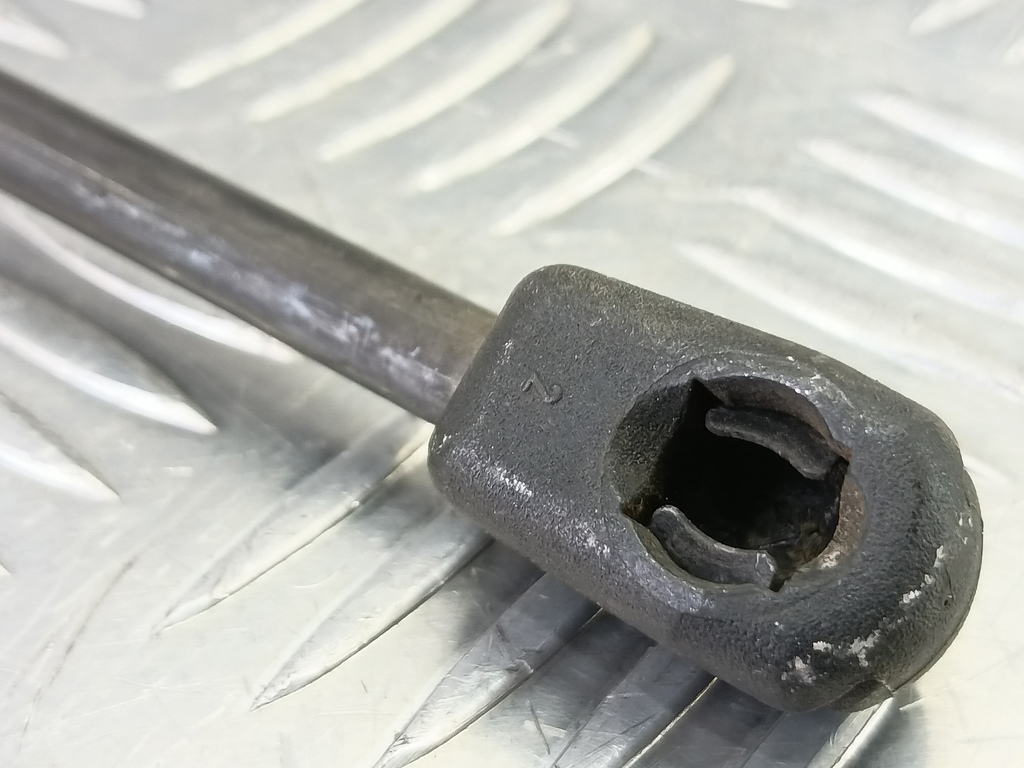 амортизатор крышки багажника MITSUBISHI COLT  MR959247, 520 рублей, Москва