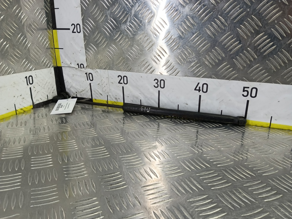 амортизатор стекла багажника Kia SPORTAGE  871701F100, 520 рублей, Москва