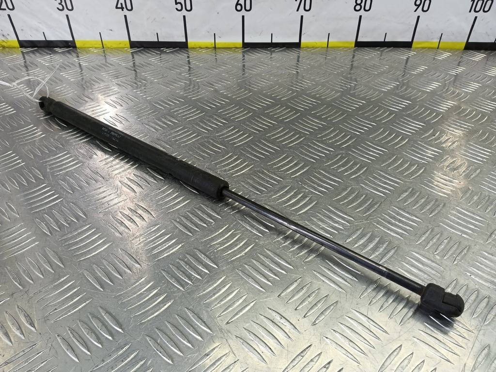 амортизатор крышки багажника Hyundai TUCSON  817712E000, 520 рублей, Москва