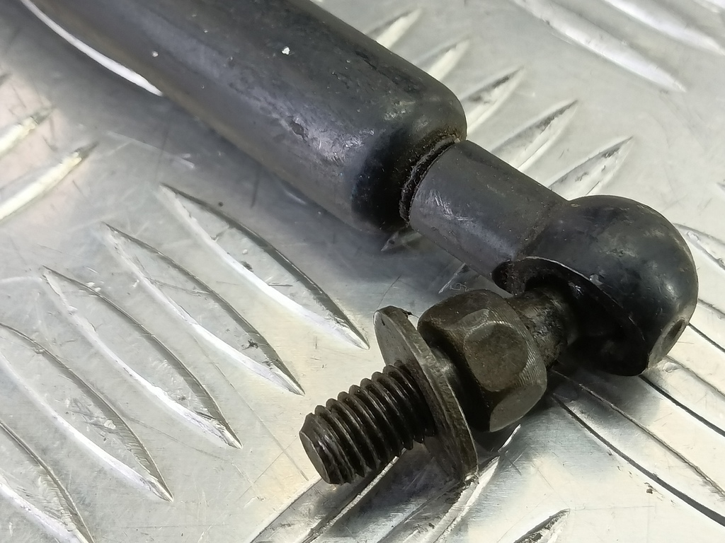 амортизатор стекла багажника HONDA CR-V CR-V  I рестайлинг (1998—2001) 04741S10000, 980 рублей, Москва