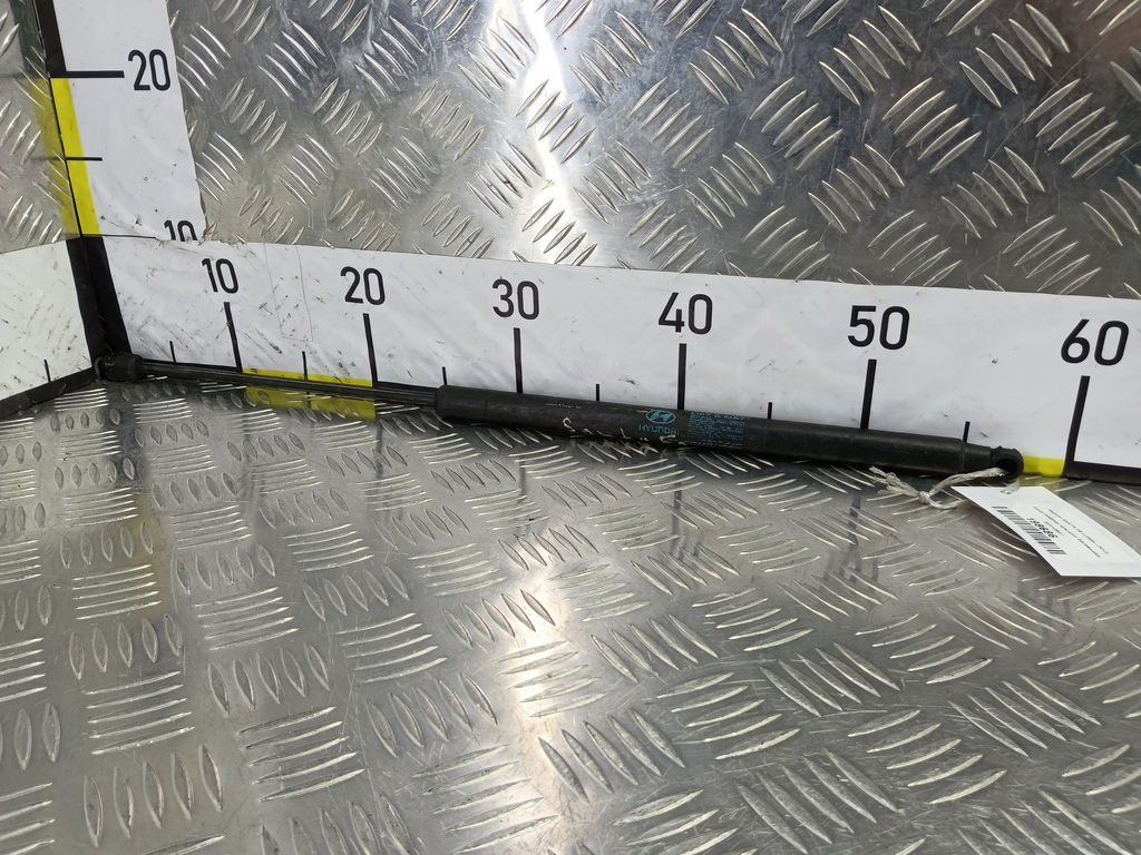 амортизатор крышки багажника Hyundai SANTA FE  8177126011, 860 рублей, Москва