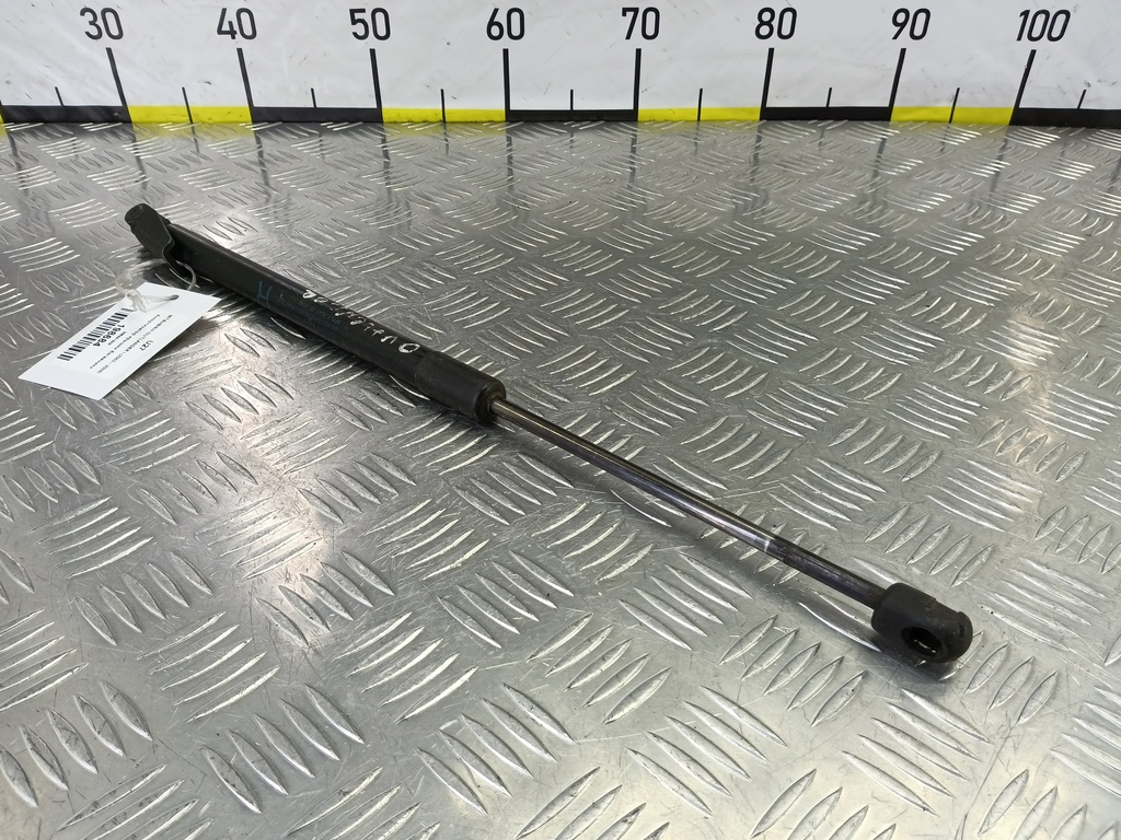 амортизатор крышки багажника MITSUBISHI OUTLANDER  MR991808, 980 рублей, Москва