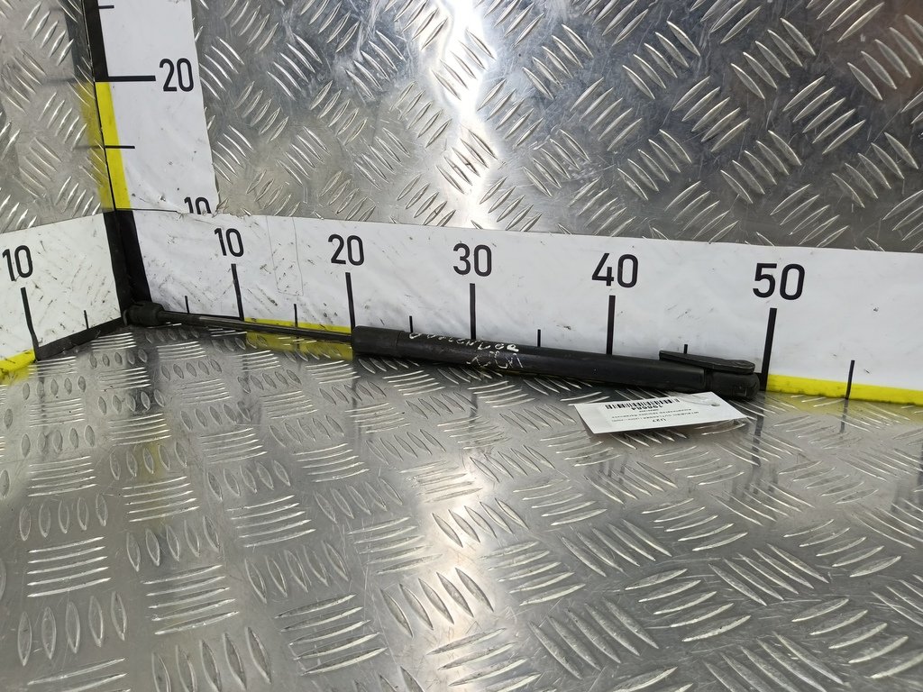 амортизатор крышки багажника MITSUBISHI OUTLANDER  MR991808, 980 рублей, Москва