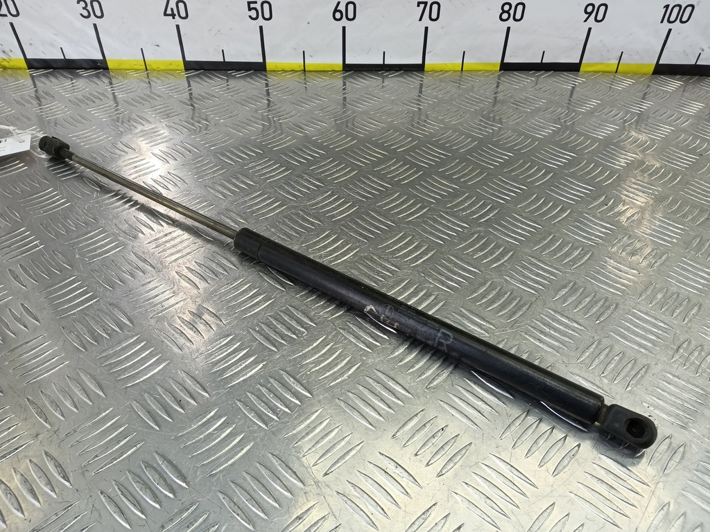 амортизатор крышки багажника MITSUBISHI Space Star  MR248940, 980 рублей, Москва