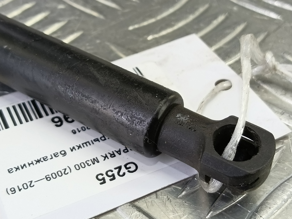 амортизатор крышки багажника CHEVROLET  SPARK 1.0 MT (67 л.с.)Spark  M300 (2009—2016) Хетчбэк 95962016, 630 рублей, Москва