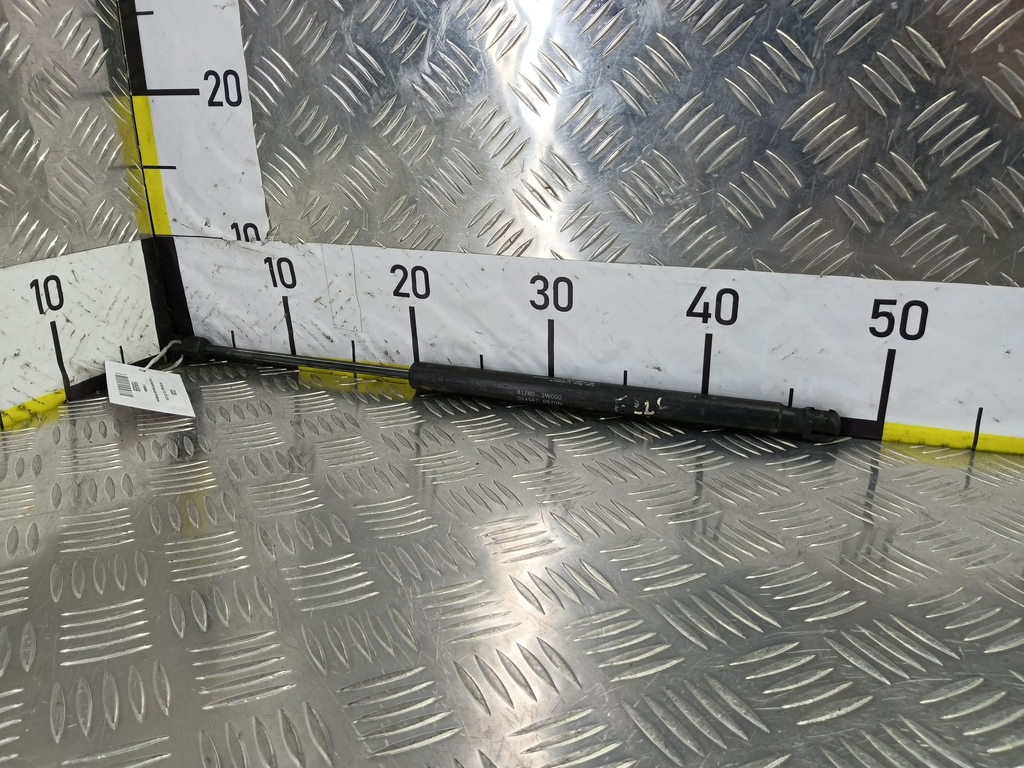 амортизатор крышки багажника Kia SPORTAGE  817803W000, 520 рублей, Москва