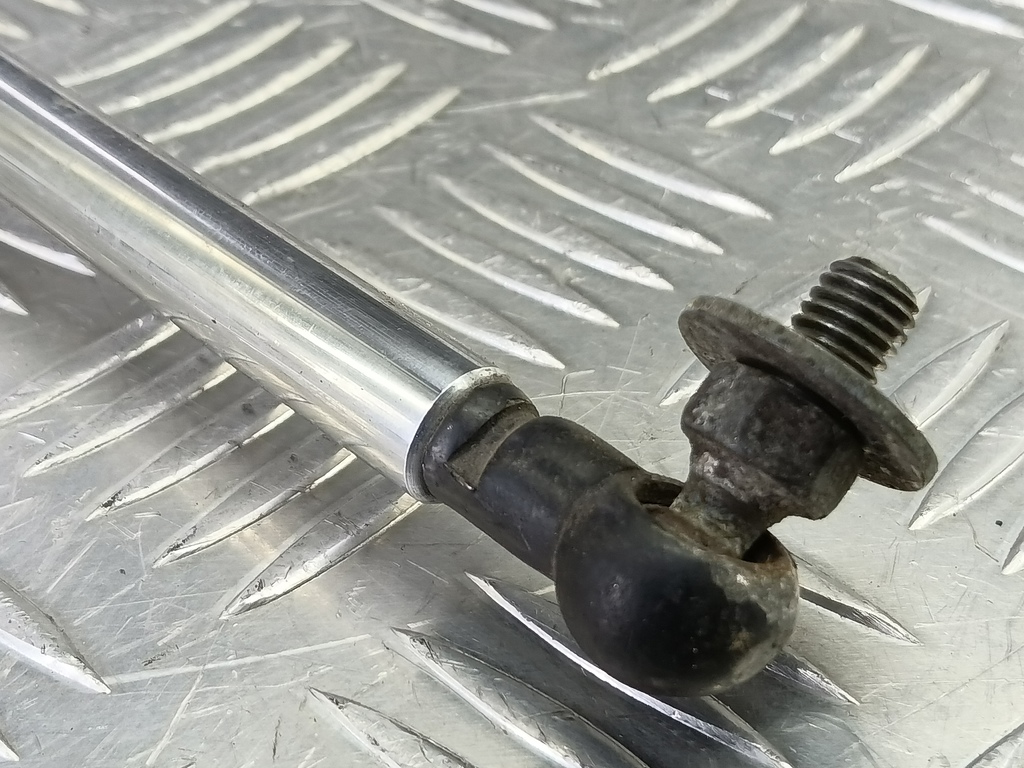 амортизатор крышки багажника MITSUBISHI PAJERO SPORT  MR526933, 1780 рублей, Москва