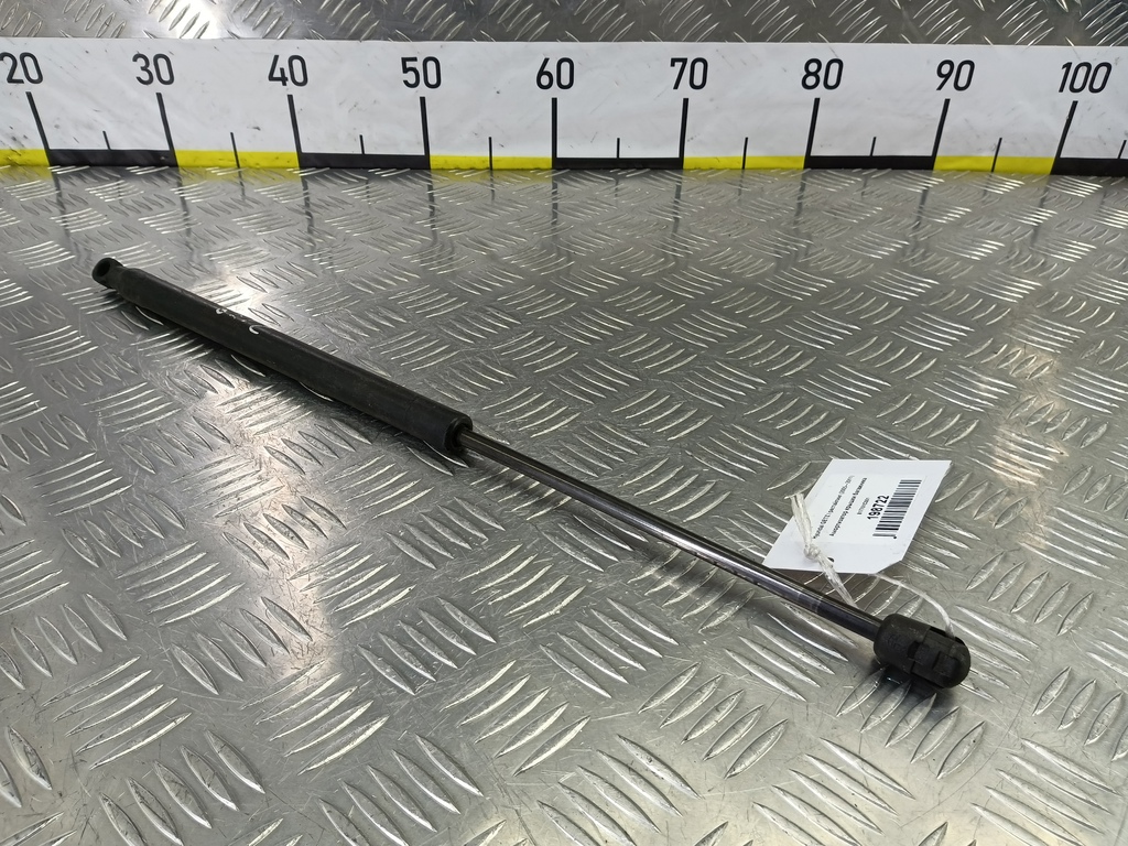 амортизатор крышки багажника Hyundai GETZ  817701C001, 750 рублей, Москва