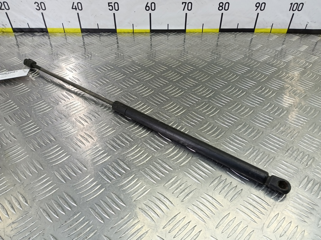 амортизатор крышки багажника MITSUBISHI CARISMA  MB927791, 750 рублей, Москва