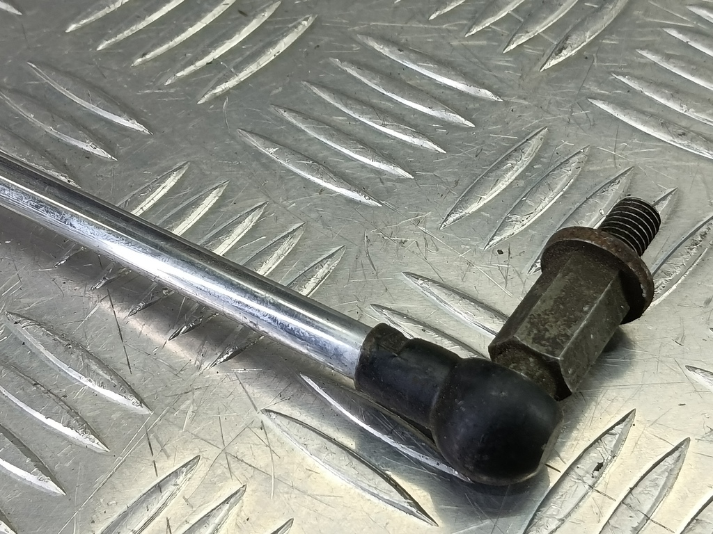 амортизатор крышки багажника MITSUBISHI LANCER  5802A023, 630 рублей, Москва