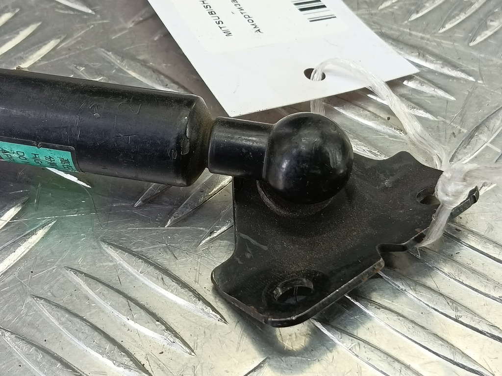 амортизатор крышки багажника MITSUBISHI LANCER  5802A023, 630 рублей, Москва