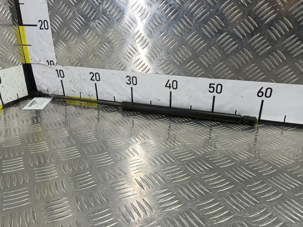 амортизатор крышки багажника MITSUBISHI CARISMA  MB927791, 750 рублей, Москва