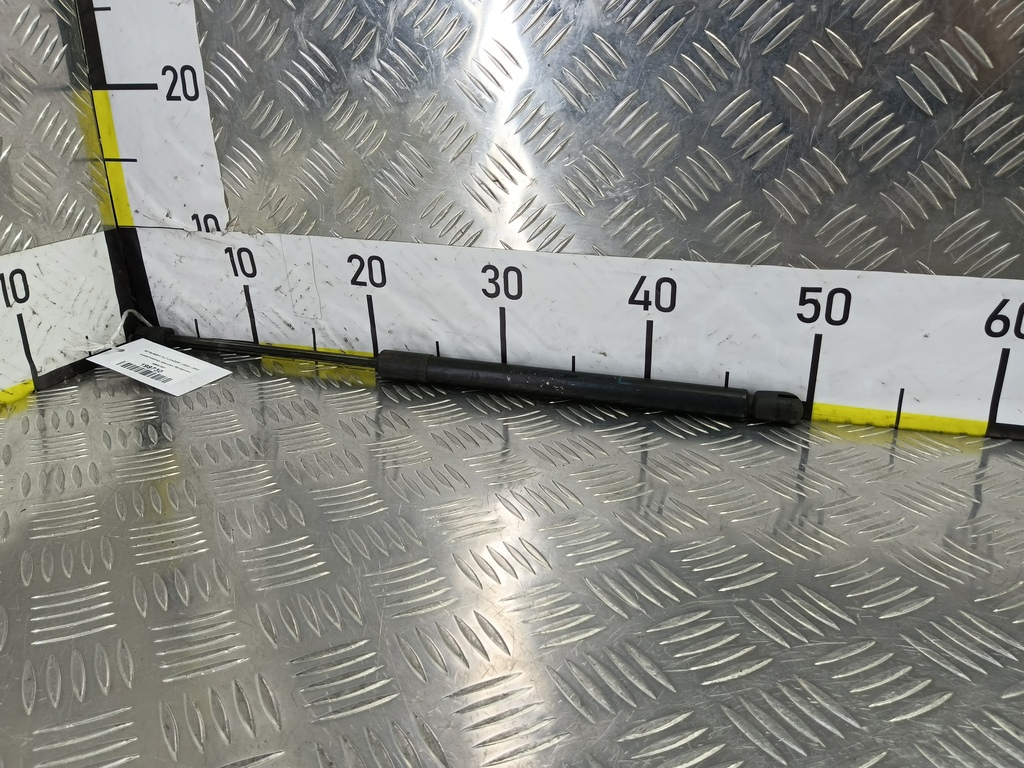 амортизатор крышки багажника MITSUBISHI OUTLANDER  MR991807, 750 рублей, Москва