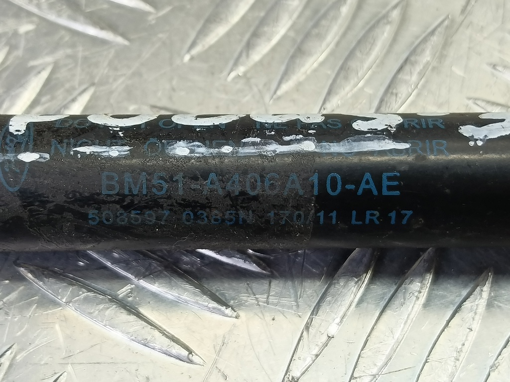 амортизатор крышки багажника FORD Focus  1747492, 630 рублей, Москва