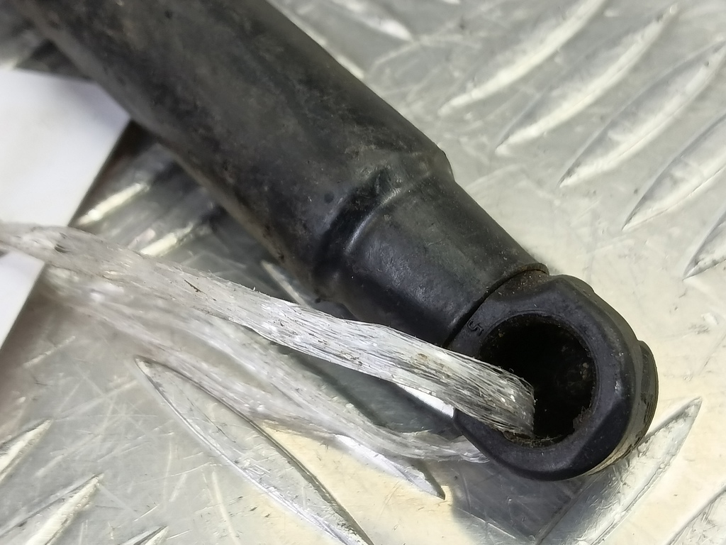 амортизатор капота Hyundai SANTA FE  8116126001, 750 рублей, Москва