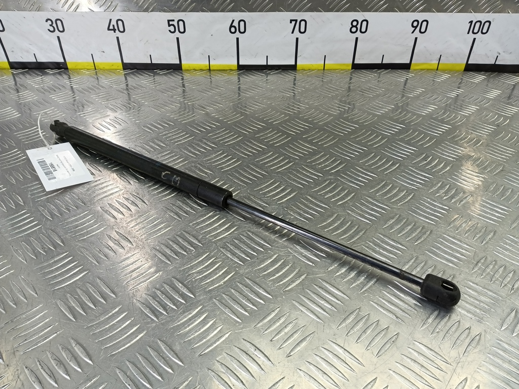 амортизатор крышки багажника FORD Focus  1684312, 630 рублей, Москва