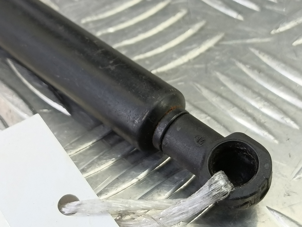 амортизатор капота NISSAN MURANO  65471CB800, 860 рублей, Москва