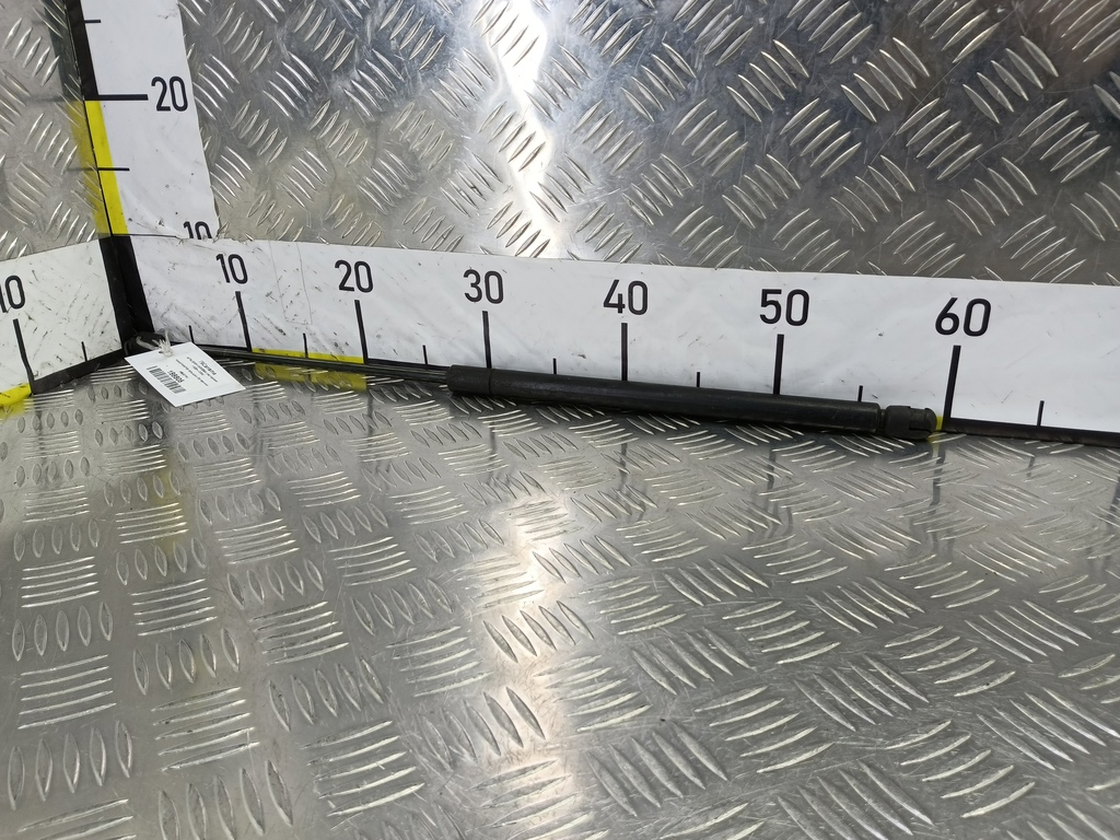 амортизатор крышки багажника MITSUBISHI CARISMA  MB927791, 750 рублей, Москва