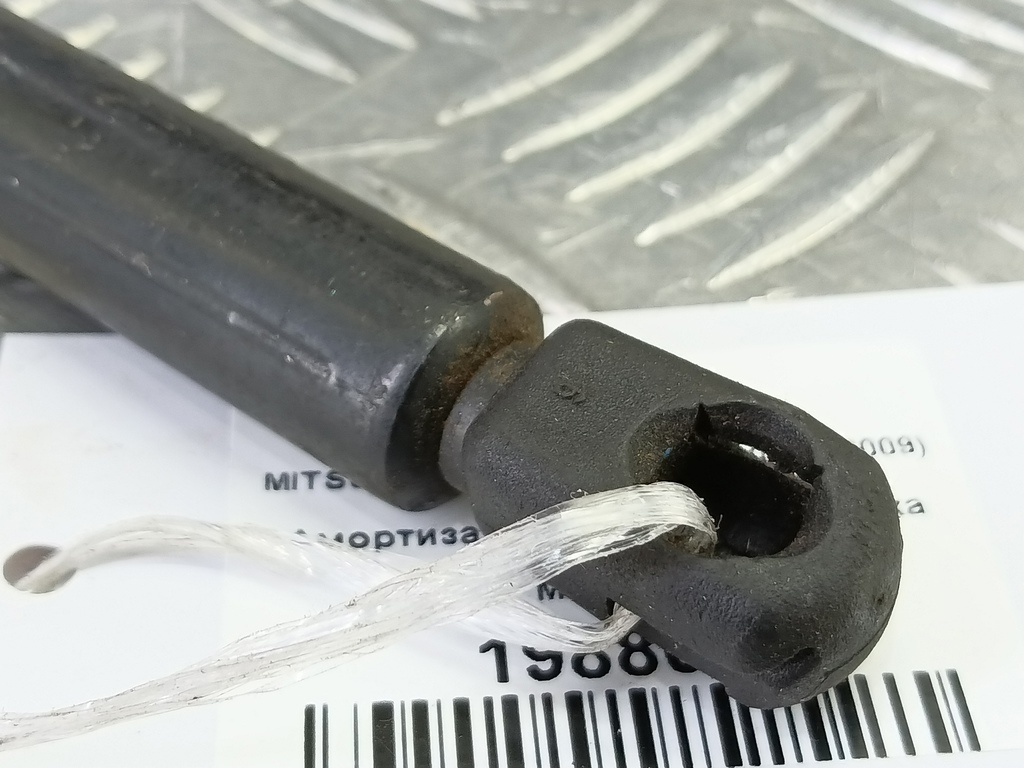 амортизатор крышки багажника MITSUBISHI OUTLANDER  MR991808, 980 рублей, Москва