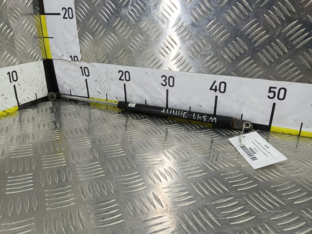 амортизатор крышки багажника SUZUKI JIMNY 1.3 4WD MT (86 л.с.)Jimny  III рестайлинг (2005—2012) Внедорожник 8180081816, 1210 рублей, Москва