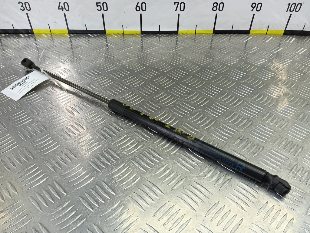 амортизатор крышки багажника MAZDA 3  BP4K62620F, 520 рублей, Москва