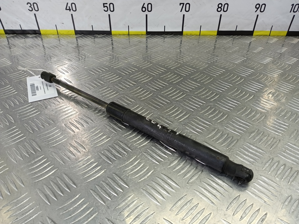 амортизатор крышки багажника Kia Ceed  817801H510, 980 рублей, Москва