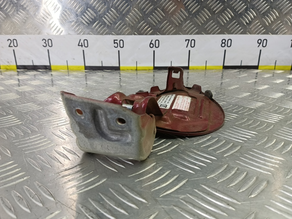 лючок бензобака SUZUKI Grand Vitara 2.0 4WD MT (140 л.с.)Grand Vitara  II (2005—2008) Внедорожник 6432065J12, 750 рублей, Москва