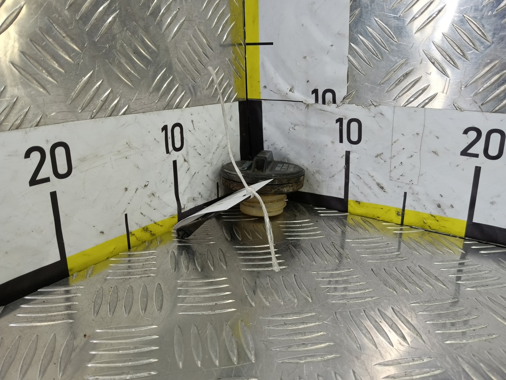 крышка топливного бака SUZUKI JIMNY 1.3 AT (85 л.с.)Jimny  III рестайлинг (2005—2012) Внедорожник 8926065G10, 2240 рублей, Москва