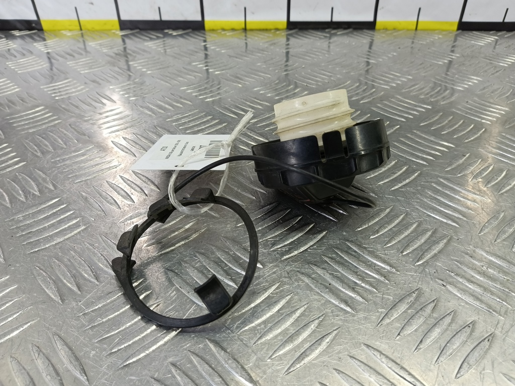 крышка топливного бака MAZDA 6  GJ6E42250, 630 рублей, Москва