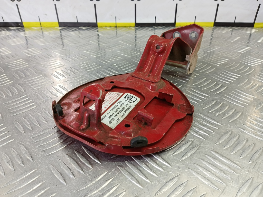 накладка лючка бензобака SUZUKI Grand Vitara 1.6 4WD MT (106 л.с.)Grand Vitara  II (2005—2008) Внедорожник 6432064J00, 520 рублей, Москва