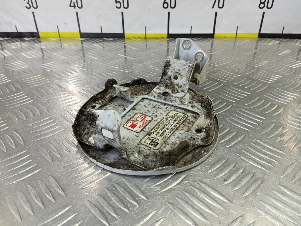 накладка лючка бензобака SUZUKI SX4 1.6 4WD MT (112 л.с.)SX4  I рестайлинг (2009—2014) Внедорожник 6485079J00, 750 рублей, Москва