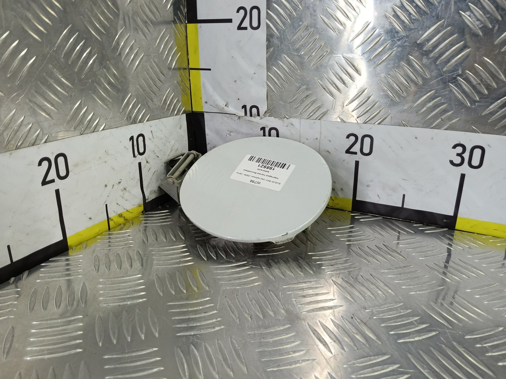 накладка лючка бензобака SUZUKI SX4 1.6 4WD MT (112 л.с.)SX4  I рестайлинг (2009—2014) Внедорожник 6485079J00, 750 рублей, Москва