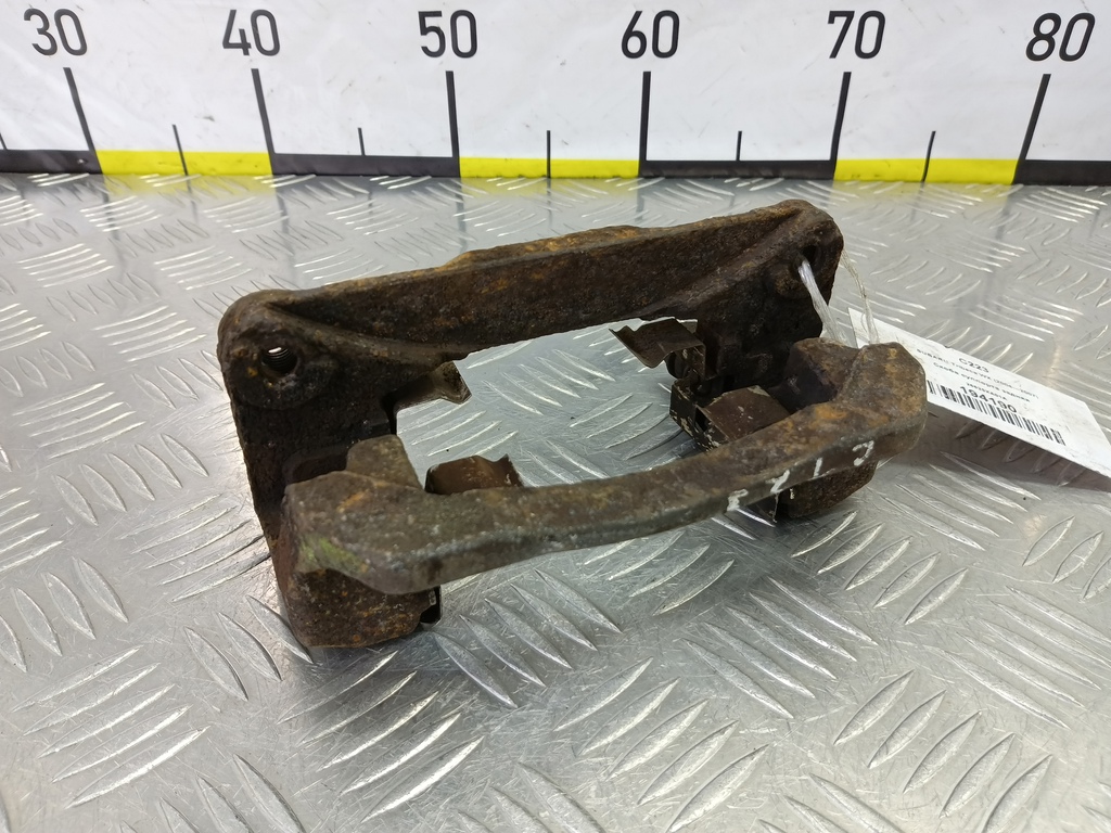 скоба суппорта SUBARU Tribeca 3.0 4WD AT (250 л.с.)Tribeca  WX (2004—2007) Внедорожник 26625XA01A, 860 рублей, Москва