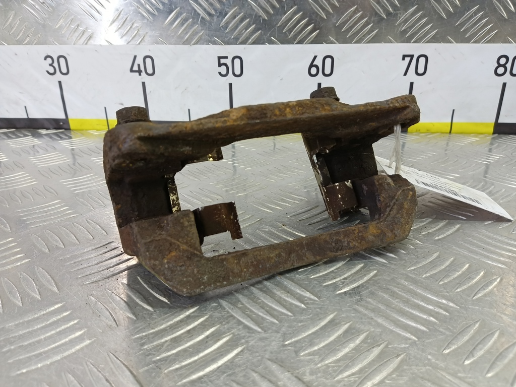 скоба суппорта SUBARU Tribeca 3.0 4WD AT (250 л.с.)Tribeca  WX (2004—2007) Внедорожник 26625XA01A, 860 рублей, Москва