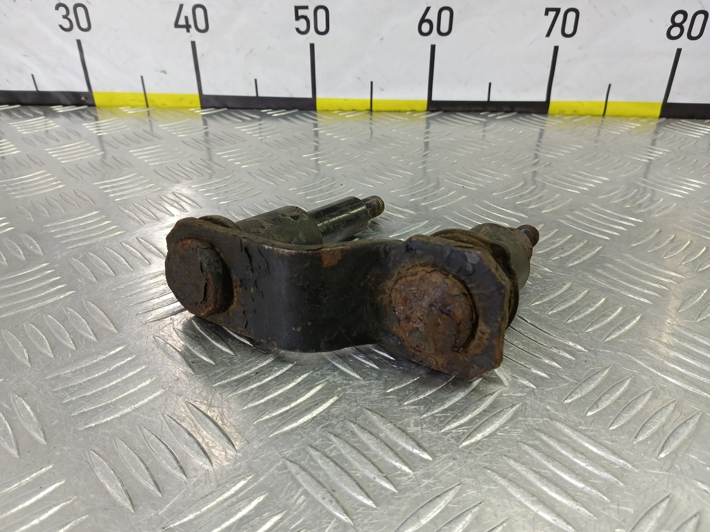 кронштейн рессоры MITSUBISHI L200  2.5 DI-D MT (136 л.с.)L200  IV (2006—2014) Пикап MN103209, 1210 рублей, Москва