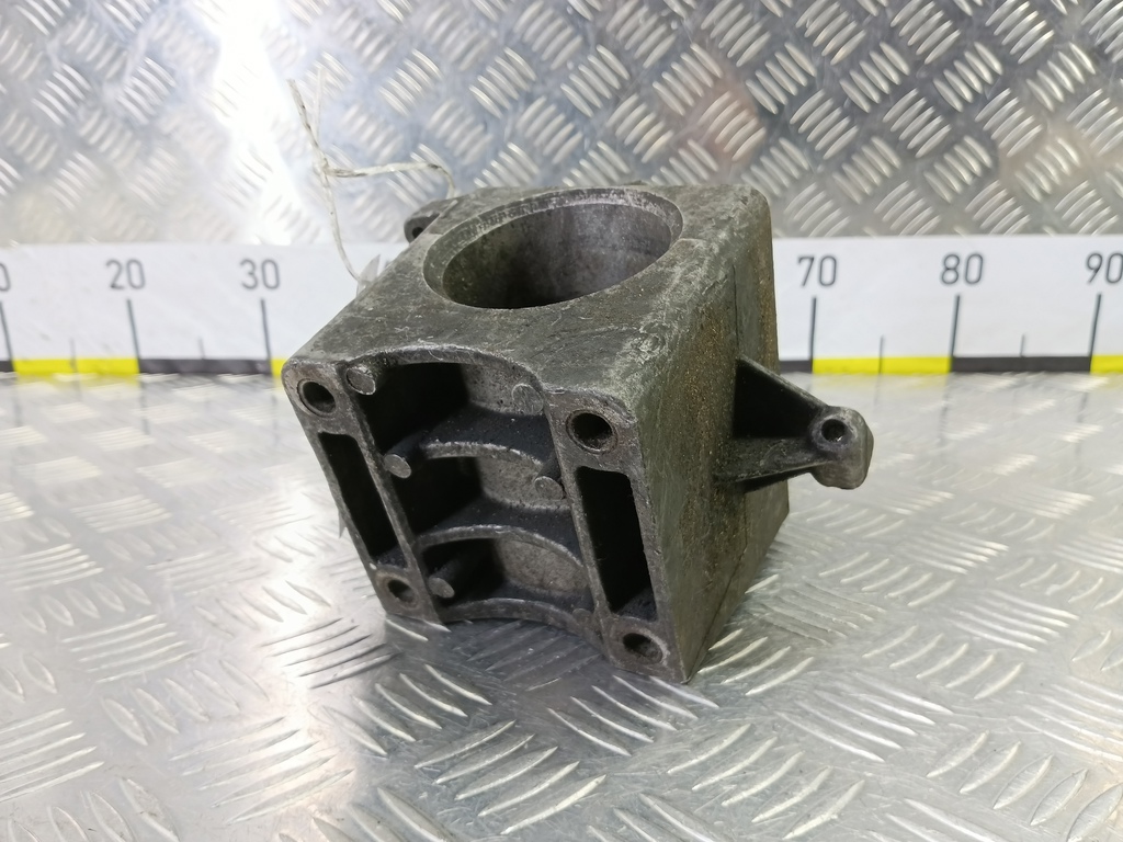 кронштейн двигателя (двс) MERCEDES-BENZ Sprinter  A6462230404, 6840 рублей, Москва