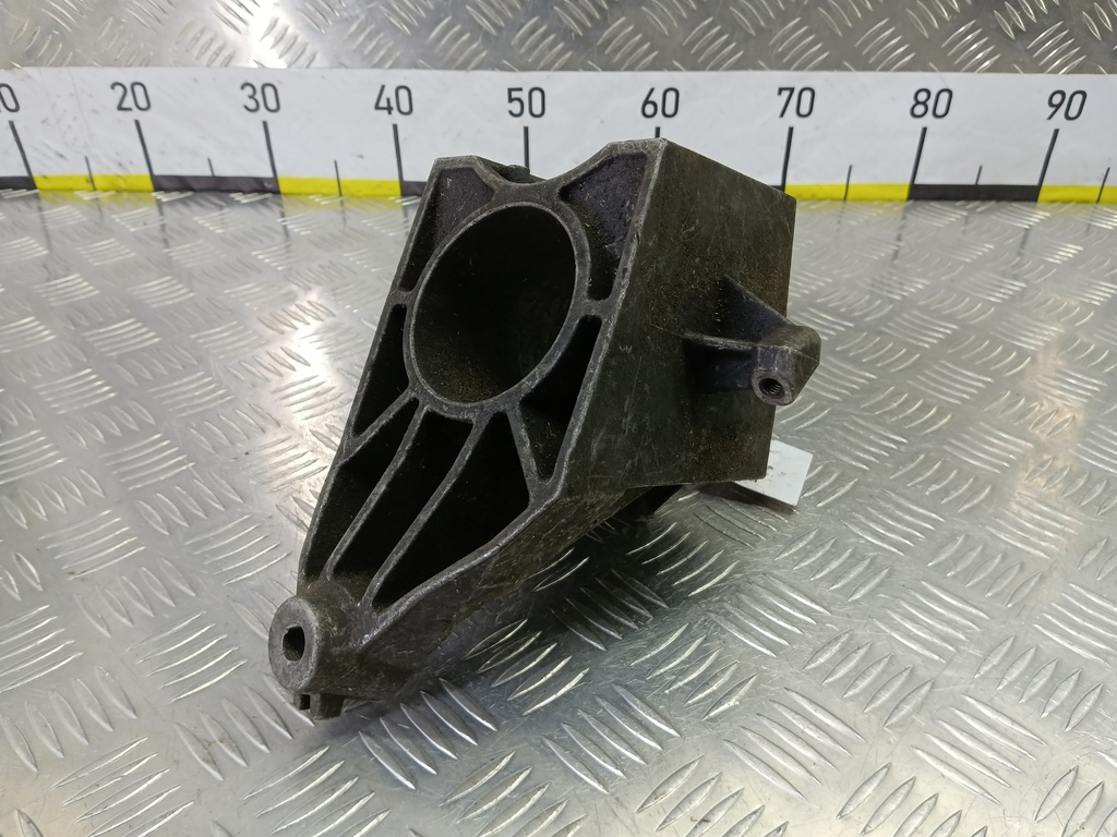 кронштейн двигателя (двс) MERCEDES-BENZ Sprinter  A6462230404, 6840 рублей, Москва